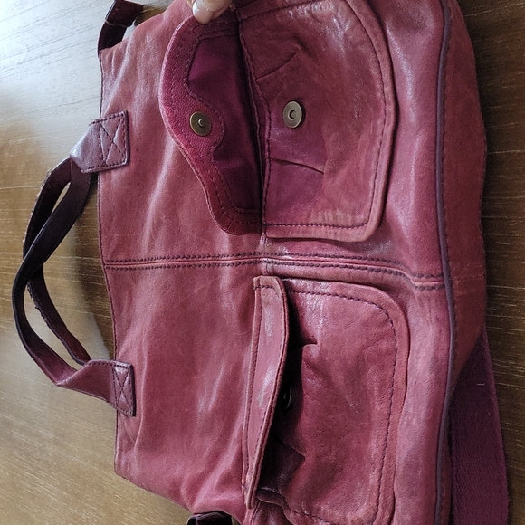 GORGEOUS VINTAGE FOSSIL DISTRESSED LEATHER BAG - Picture 15 of 16